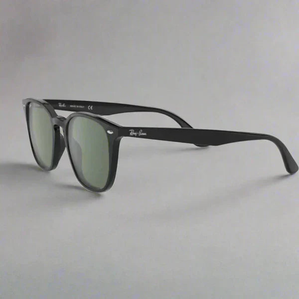 Ray-Ban RB4258 601/71 – Black Green