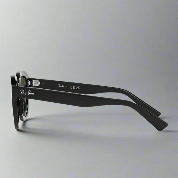 Ray-Ban Gina RB4398 901/31 – Black Green